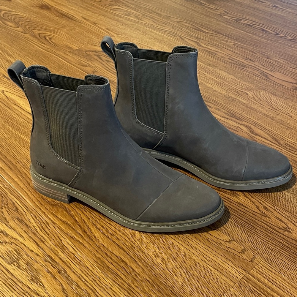 Toms Dark Gray Ankle Boots